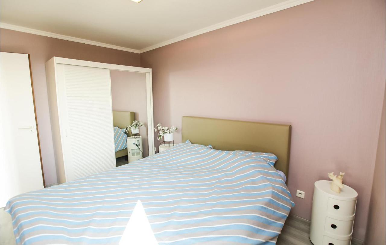 1 Bedroom Lovely Apartment In Oostende ภายนอก รูปภาพ