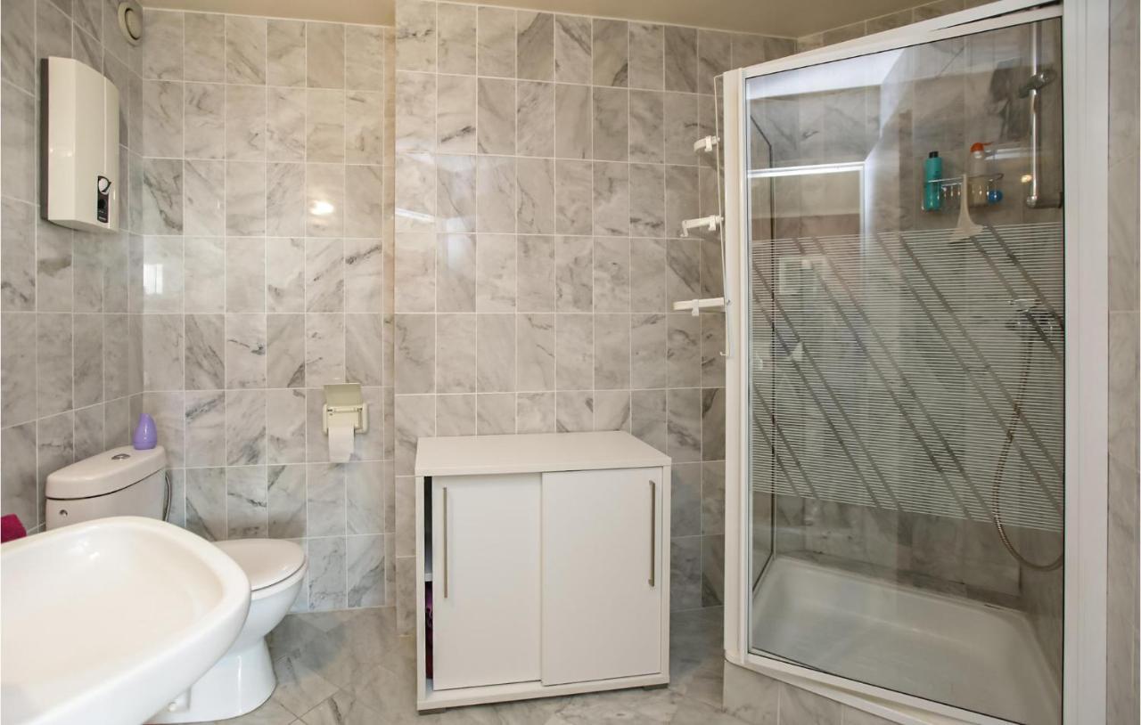 1 Bedroom Lovely Apartment In Oostende ภายนอก รูปภาพ